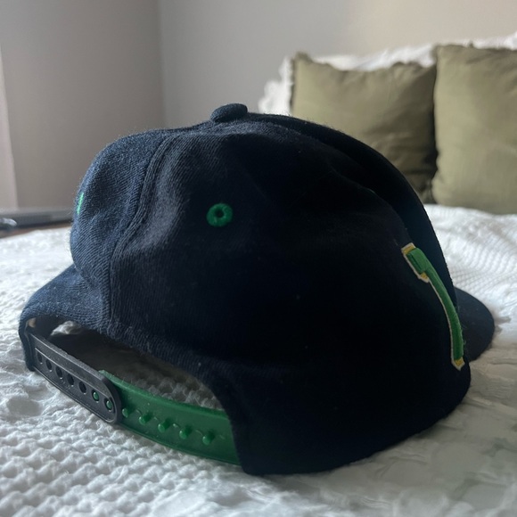 NHL Vintage Logo Hats - Picture 5 of 7